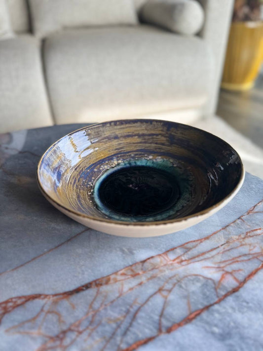Long decorative bowl